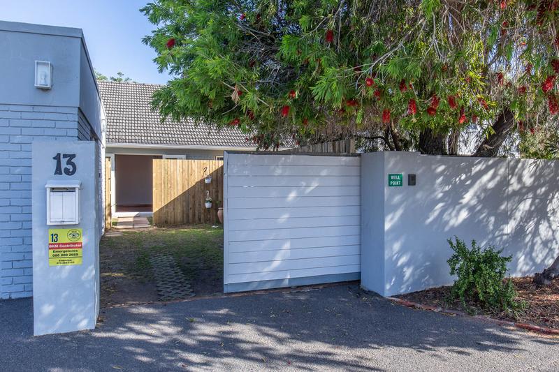 To Let 1 Bedroom Property for Rent in Bergvliet Western Cape